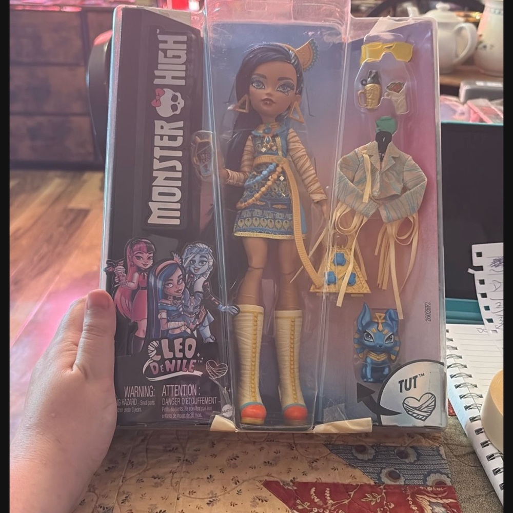 Monster High Cleo De Nile Reboot with Blue and Yellow Outfit